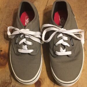 Vans Canvas Shoes nwot